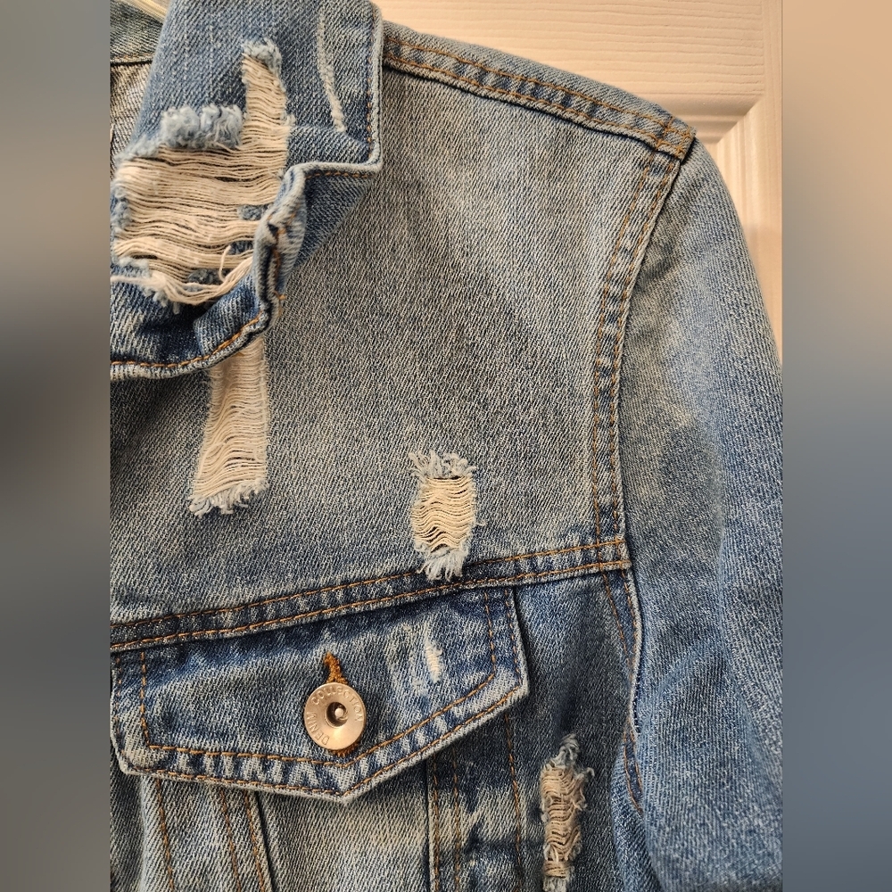 Ci Sono Distressed Light Wash Denim Trucker Jacket - Small - Edgy Streetwear - Picture 7 of 15